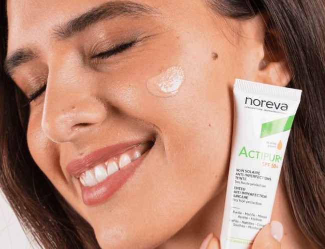 بی بی کرم ضد جوش اصلNoreva Actipur Anti-Blemish Tinted BB Cream Light 30ml(ارسال به ضمانت اصل بودن)